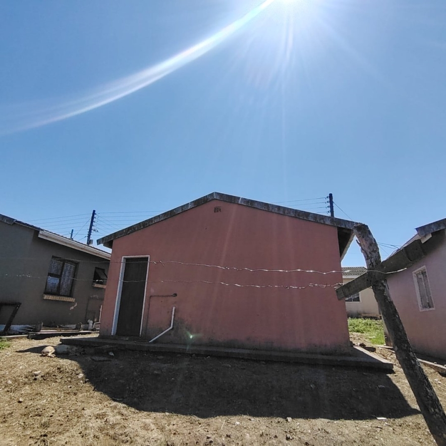 2 Bedroom Property for Sale in Scenery Park Eastern Cape